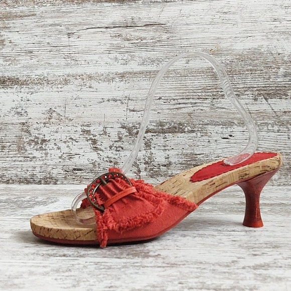 Kenneth Cole Reaction FAB-ULOUS Ruby Slide 9M - Picture 2 of 16